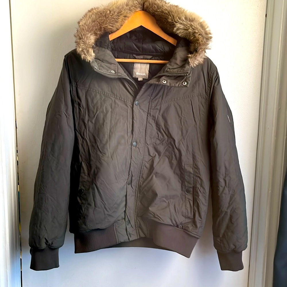 Bench puffer bomber jacket size small